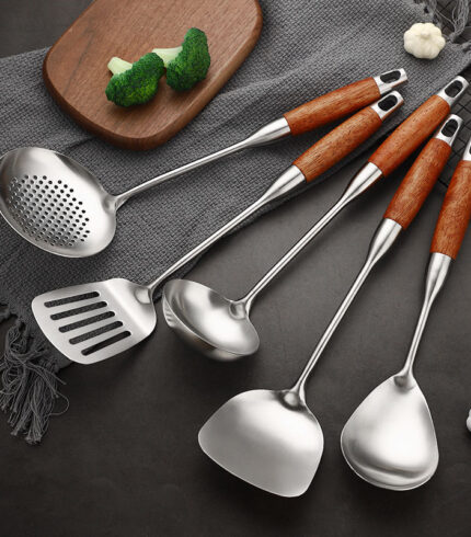 1Pc-Kitchen-Cooking-Tools-Stainless-Steel-Spatula-Soup-Spoon-Large-Colander-Scooped-Shovel-Utensils-Cooking-Pots.jpg